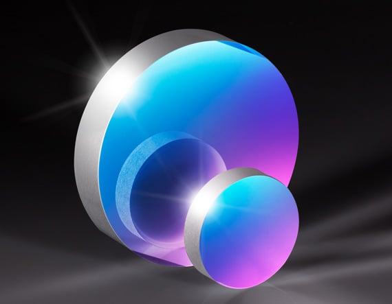 Miroirs de précision pour l’UV TECHSPEC® disponibles avec un nouveau traitement amélioré à vide pour l’UV